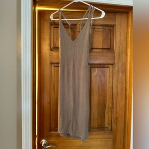 NWT Love culture mocha slinky dress size L